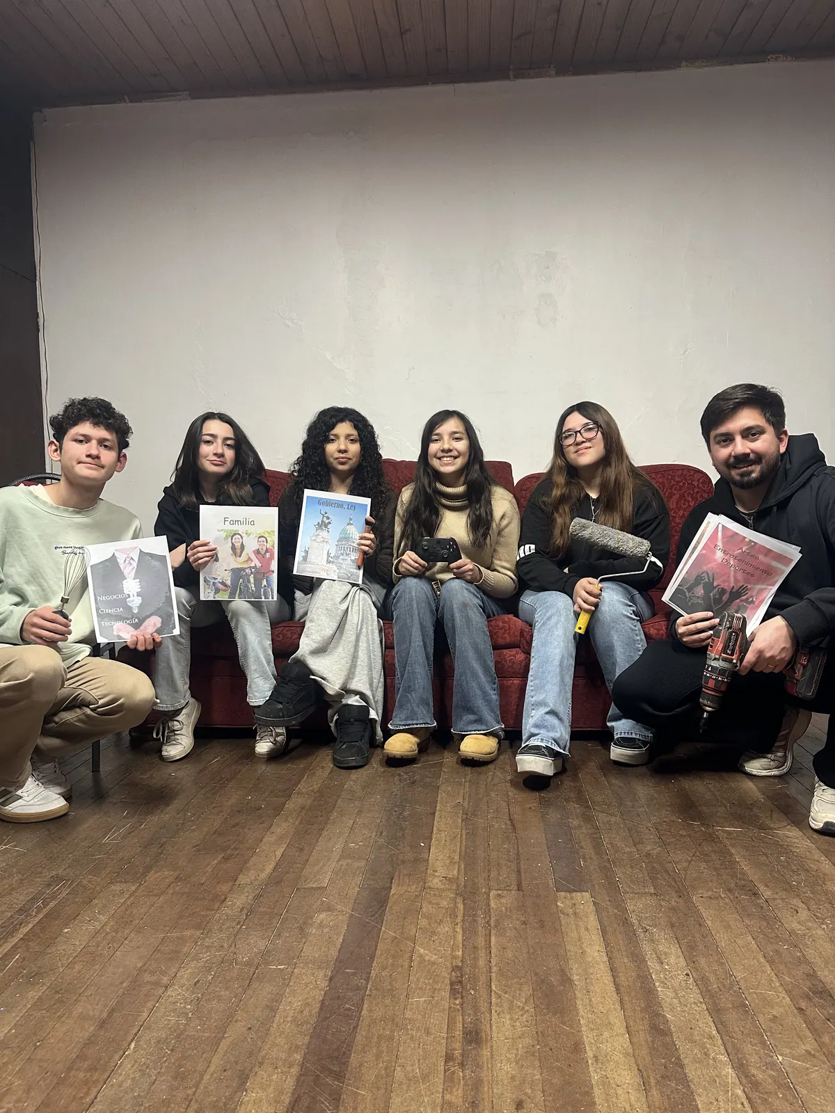 Adolescentes participando en Fogata Quest